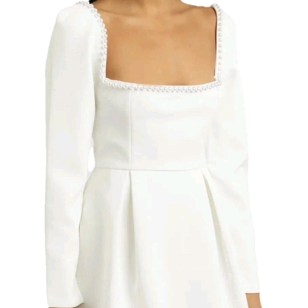 Elegant White Mini Dress